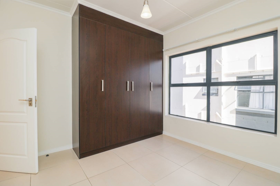 To Let 3 Bedroom Property for Rent in De Velde Western Cape